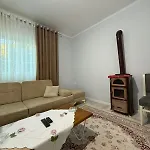 Casa de Férias Bujtina E Kadrise Kukes