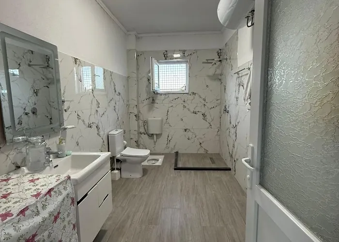 Casa de Férias Bujtina E Kadrise